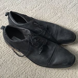 Steve Madden Black Leather shoes